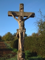 Croix rurale avec Christ
